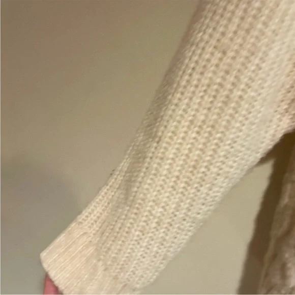 American Eagle Wool Blend Cable Knit Cardigan Sz XL - Picture 4 of 9